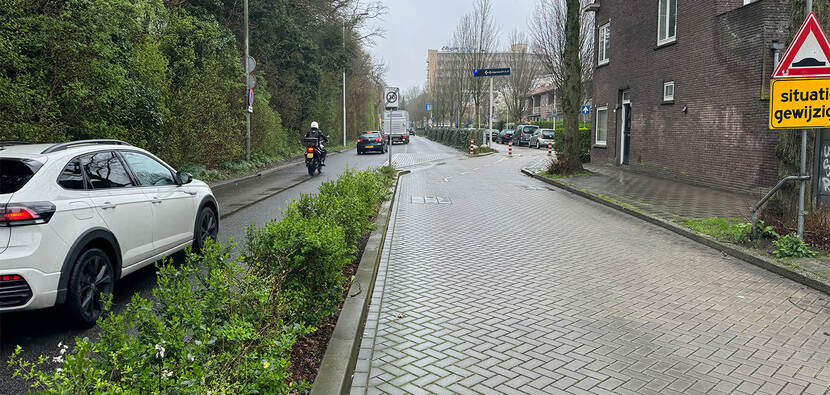 Afbeelding: thumbnail praktijkverhaal gemeente Utrecht. Afbeelding van uitgevoerde maatregel aanleg fietsstrook